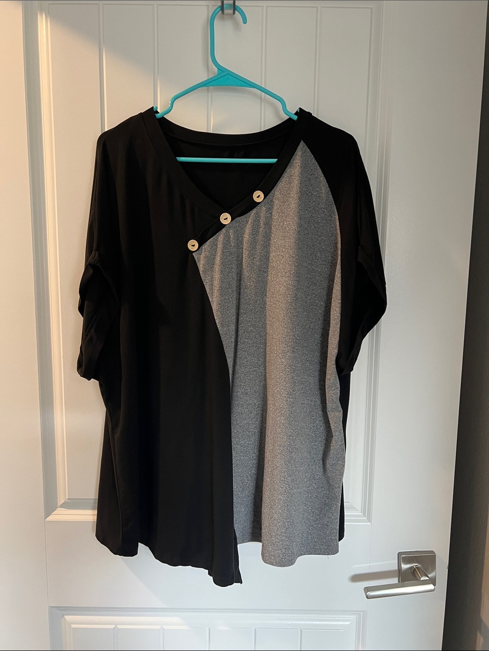 SHEIN Black and Gray Short Sleeve V-Neck Button Accent Top
